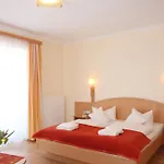 Garni Arte 3*